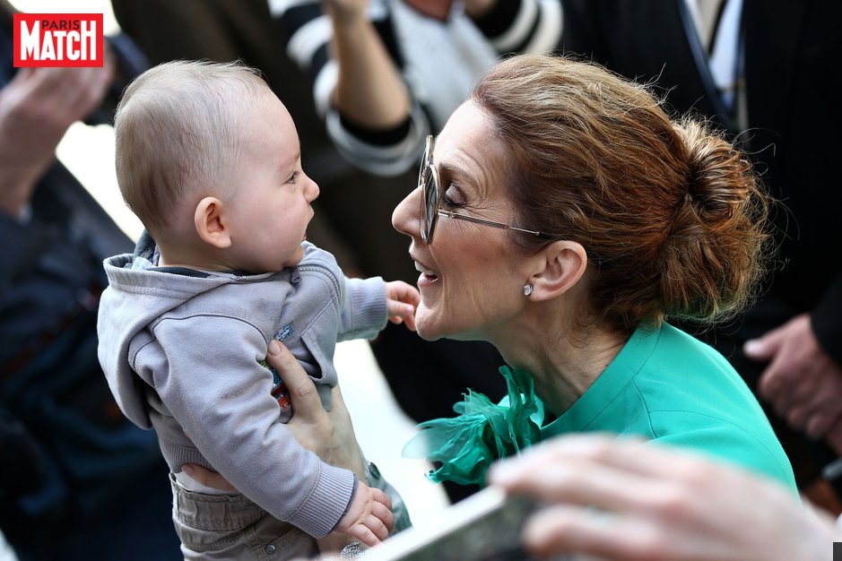 Céline Dion, la rencontre avec son plus jeune fan | Paris Match | Scoopnest