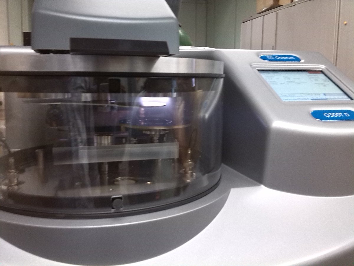 RafafeleM's tweet photo. Installazione sistema di sputtering da banco Quorumtech Q300TD al Dipartimento di Fisica dell'Università di Napoli. https://t.co/IV56XZKVeX