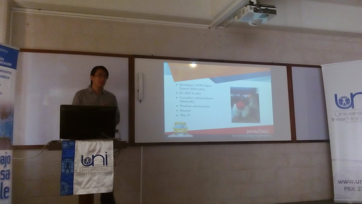 guatejug's tweet photo. Empezando el #JavaDayTour Universidad InterNaciones con @tuxtor https://t.co/xICRUioLdX
