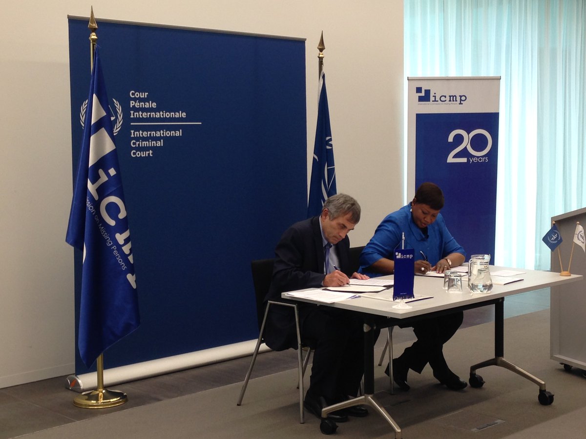 TheICMP's tweet photo. .@Intlcrimcourt and @TheICMP sign agreement on cooperation #Justicematters #ICC #ICMP20 @KatBomberger @QueenNoor https://t.co/7rRdAsyACh