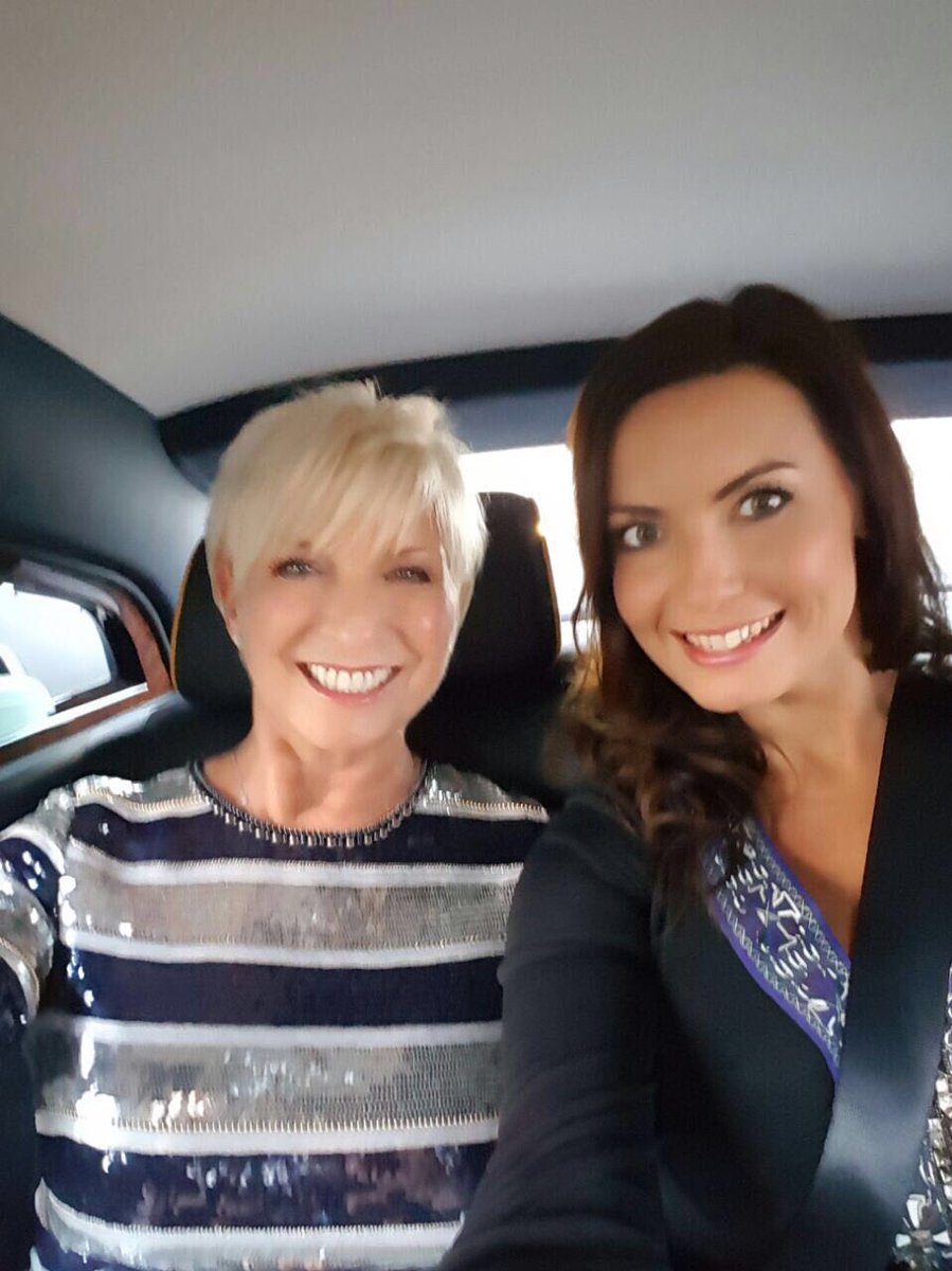 johnmsv's tweet photo. Lunch today with my best girls @CloMsv #mrsmsv https://t.co/VeQVf8i2vI