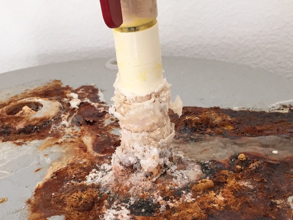 AffordableWtr's tweet photo. #hardwater ...It ruins your stuff…purchase a watersoftener from AffordableWater &amp; save your appliances/fixtures #Jax https://t.co/JVCgd5hmuw