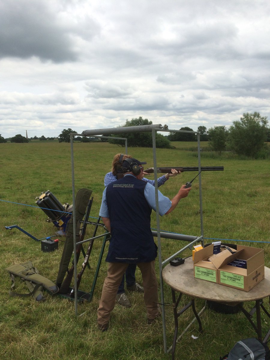 All set up <a href="/SilverstoneUK/">Silverstone</a> <a href="/TeamWoodlands/">Silverstone Woodlands</a>  come and have a go! ...prizes to be won! #clayshooting #archery #airguns