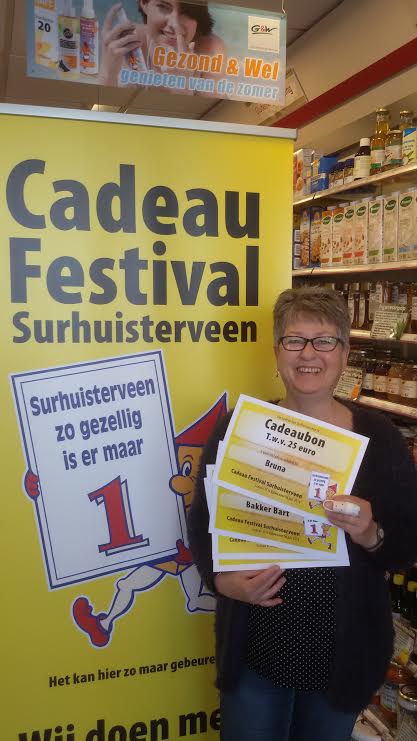 surhuisterveen's tweet photo. Op deze zonnige dag werden er weer veel mensen blij gemaakt! #Cadeaufestival #Surhuisterveen https://t.co/kL0H0DQNpa