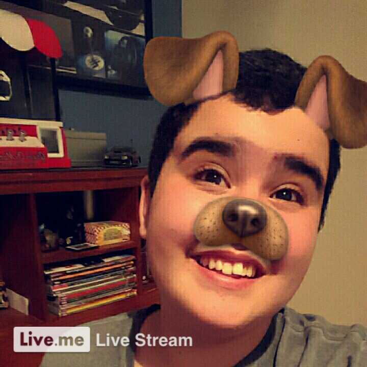thatsmileyguy20's tweet image. #Liveme #whatcountryareyoufrom~HunterStollery's #onairnow liveme.com/media/en-us/?v…