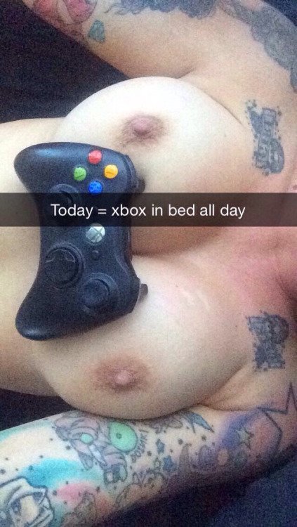 DawneHelwig's tweet photo. Meet horny teens at.  https://t.co/QRmDRNi79d https://t.co/T26omNadXL