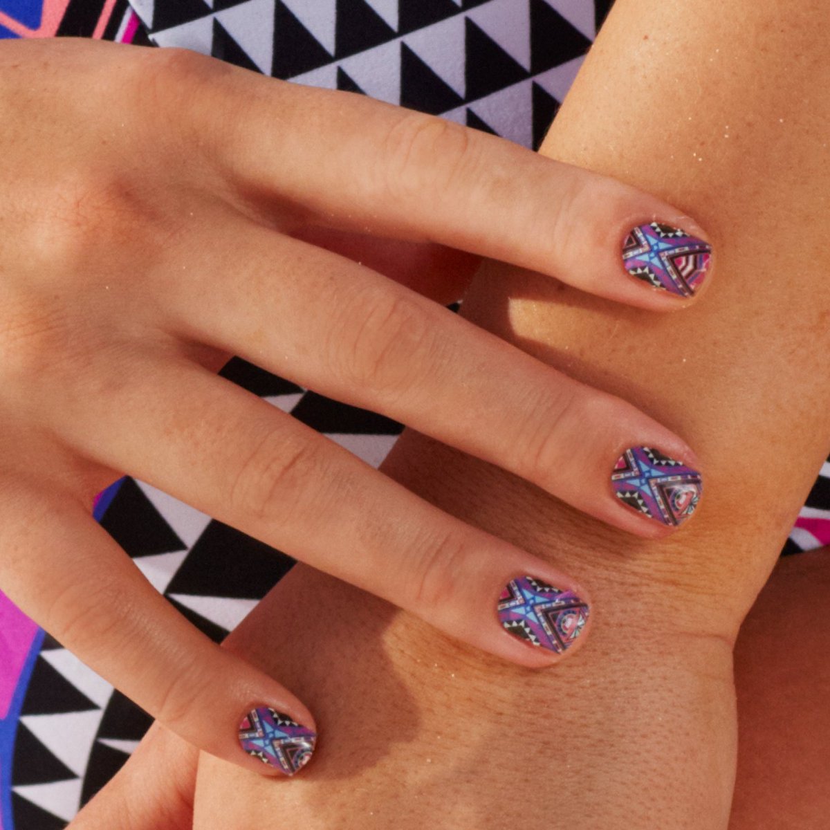 JamberryNails's tweet photo. Get the collection with @swimsuitsforall! Have your swimsuit match your nails #MastermindJN https://t.co/mEzIQacVrc https://t.co/2NVtP5ecRT