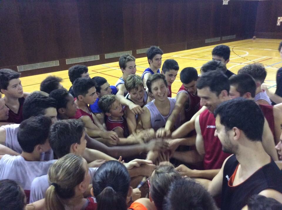 UESC_SantCugat's tweet photo. SUMMER WORKOUTS I A les 18 h nova sessió a la ZEM Rambla Celler #SantCugat. Gaudeix del #uescSW! @Summer_workouts https://t.co/t0N74kX8w2