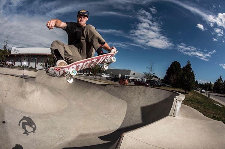 CTVYMVancouver's tweet photo. AT 8:15: @ctvbrentshearer's learning a few tricks from pro skateboarder Adam Hopkins! https://t.co/J1iKrov26K
