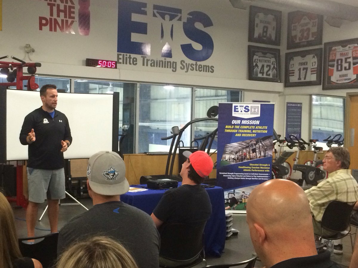 TeamETS's tweet photo. Ducks S&amp;C Coach &amp; ETS Director Mark Fitzgerald addresses crowd #HighPerformanceSummit 'We want our Athletes healthy' https://t.co/s2HTI6WidB