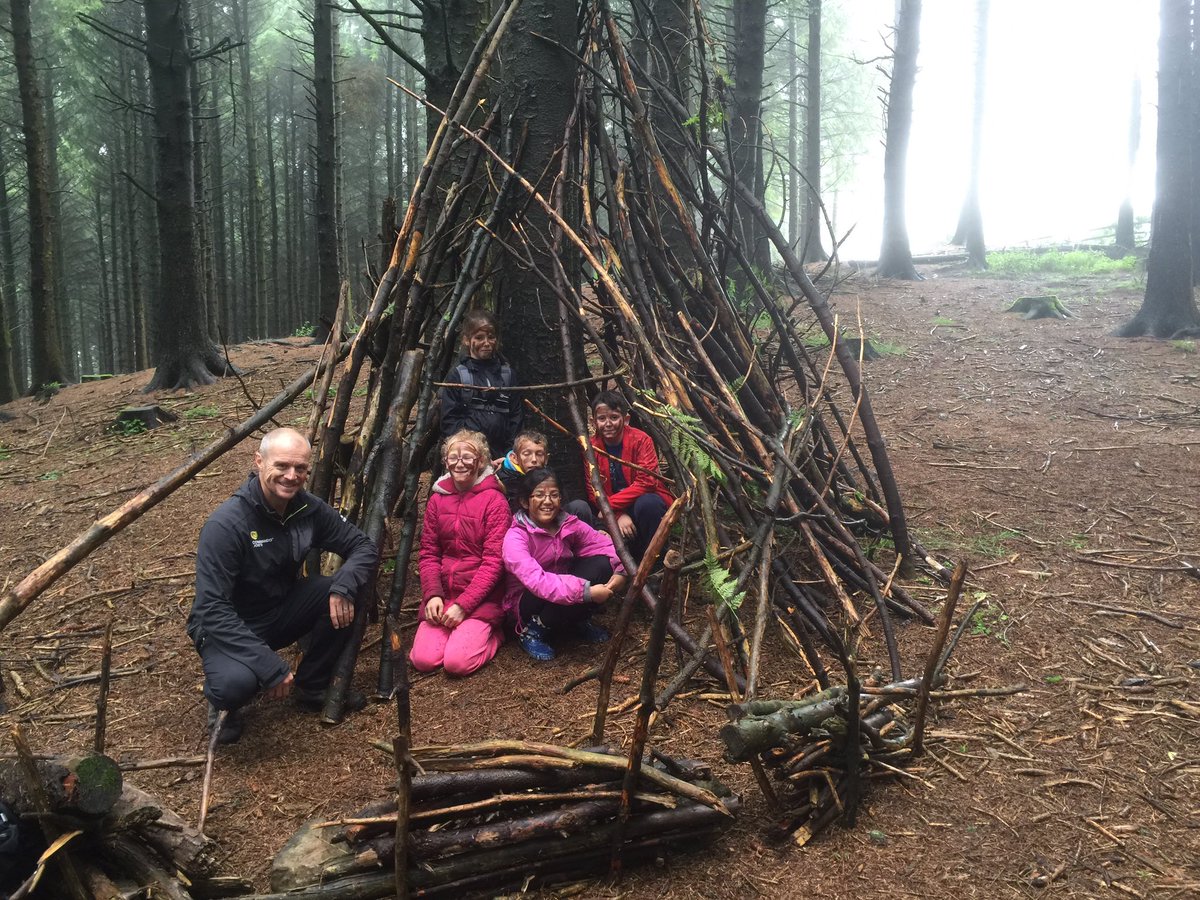 kincraigY6's tweet photo. Some great shelters to keep us dry @CommandoJoes #teamwork #resilience https://t.co/lJWpLWppRE
