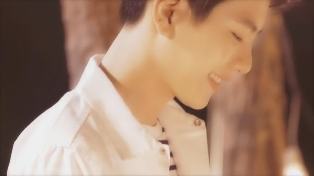 CmxXwgoVYAAQP9-.jpg:large