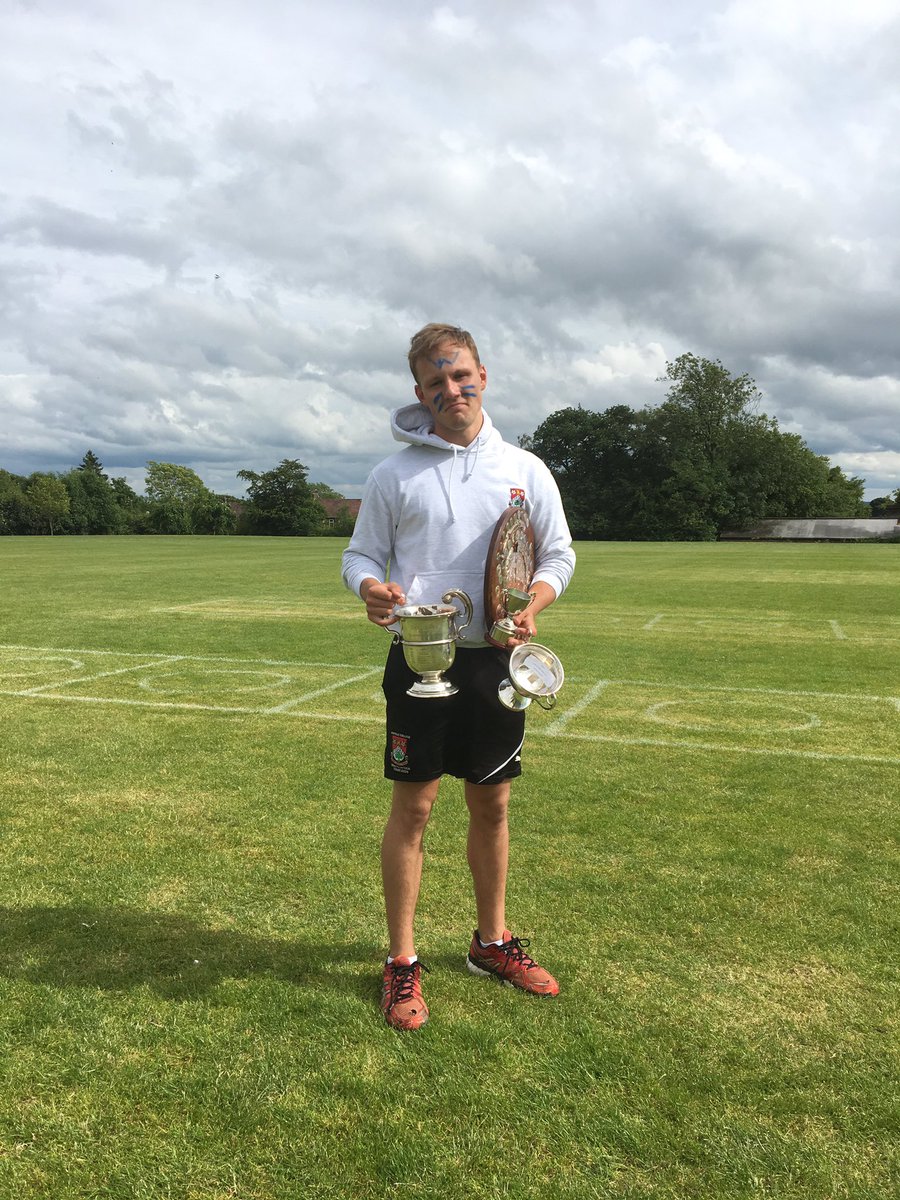 WindermereH's tweet photo. James Brown, what a hero @AshvilleCollege @SportAshville https://t.co/6gWvWmiIdr