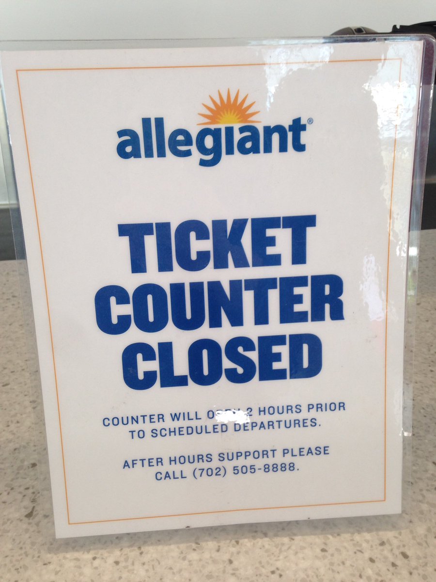 sarahbfaulkner's tweet image. Seriously @Allegiant?!? I'm as early as you specified and now I can't check my bag?!? #fail #customerlast