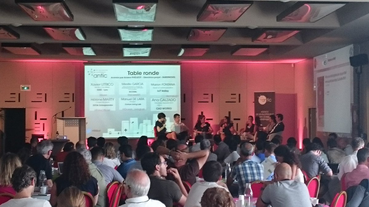 hdantin's tweet photo. Écosyst. innov, rôle des #colterr et création d'emplois à valeur ajoutée: table-ronde passionnante aux #RNiot https://t.co/CIzFlv17sS