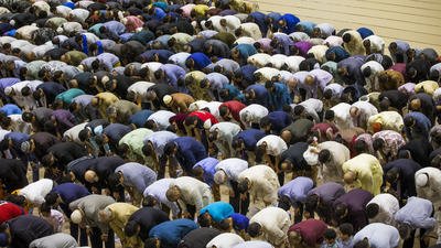 yfpeacei's tweet photo. Thousands gather at Navy Pier #EidulFitr Expo to #PromoteIslam , peace
#ShadesOfPeace
https://t.co/kHqvAkWjnE https://t.co/cDXMvBLfeo