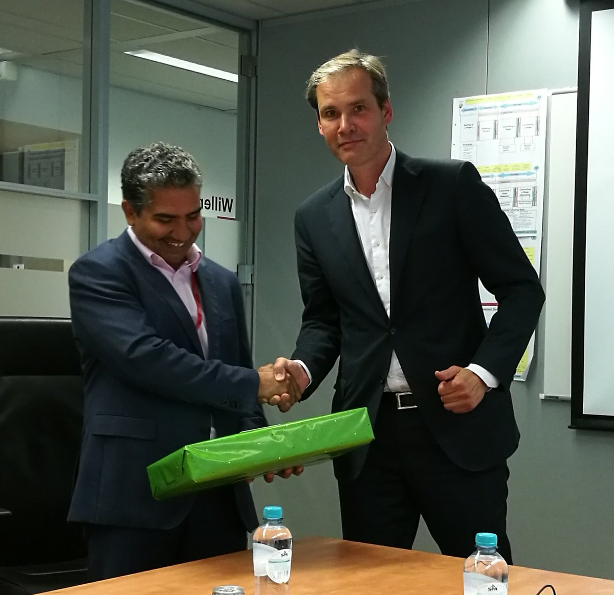BoukeHoving's tweet photo. Celebrating @tanvir_133 's 25 years @tech_mahindra Service Excellence! @C_P_Gurnani @vrindapisharody @ts_narayan https://t.co/rJL9HxlX04