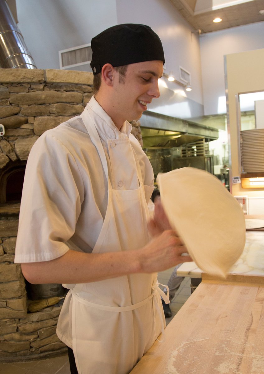 .<a href="/LimestonePizza/">Limestone Pizza</a> cook takes home top prize, scholarship at national culinary competition: ljw.bz/29xiuoz