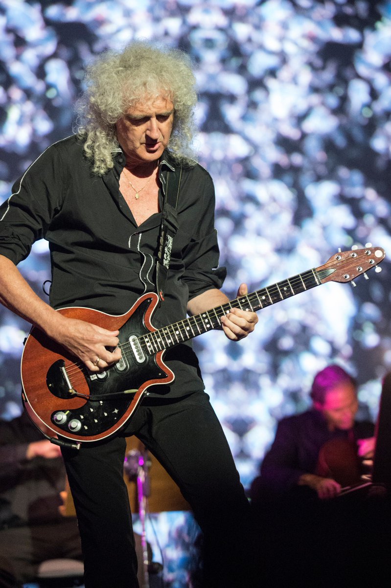 StarmusFestival's tweet photo. .@DrBrianMay at the Sonic Universe Concert #Starmus2016 with Hans Zimmer @HansZimmerMusic https://t.co/SEiBztblN0