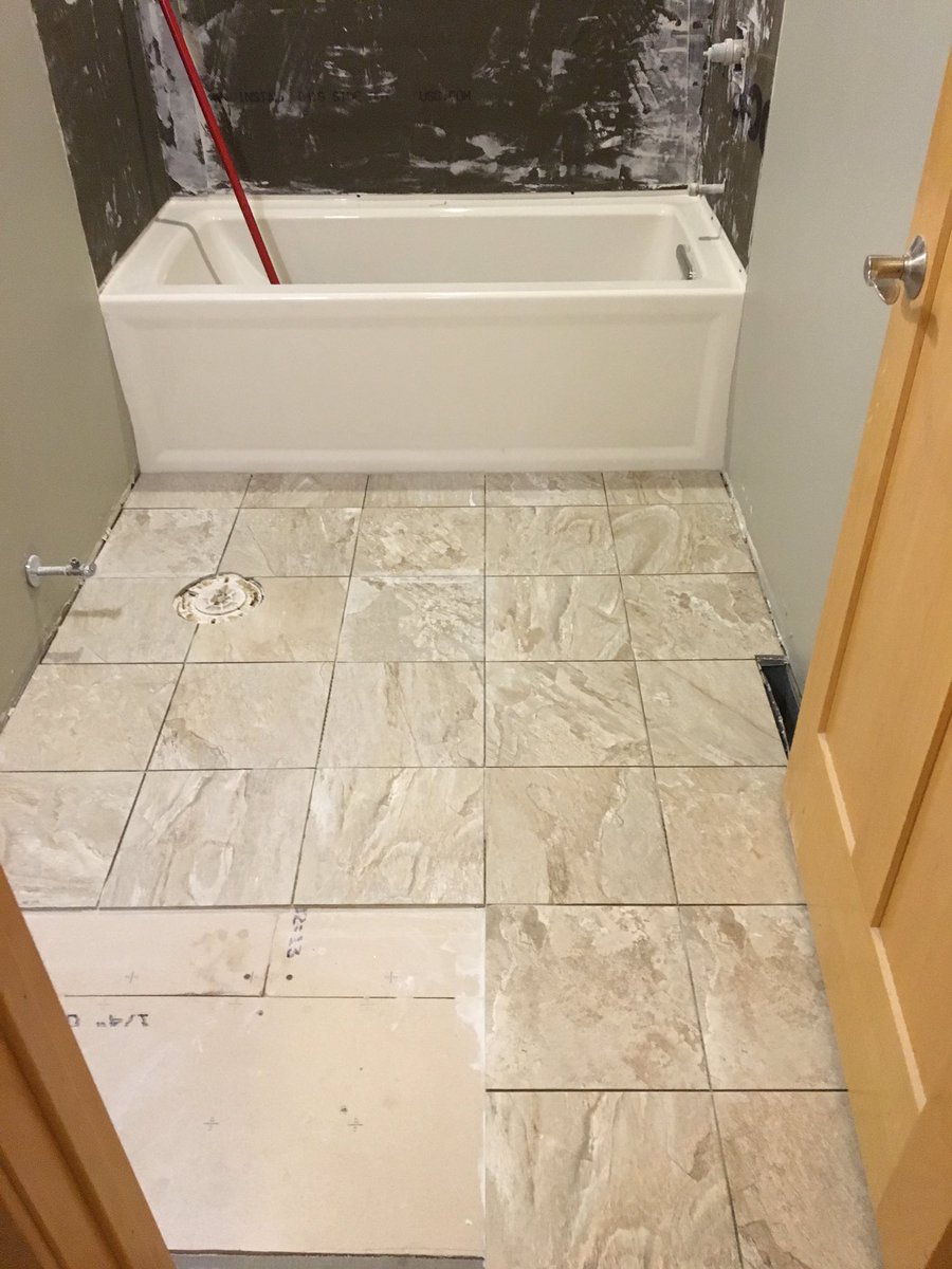 tkdstile's tweet photo. @TheTileShop @GuppyGupSports @ThisOldHouse #hallbath https://t.co/oVURO7nFlC