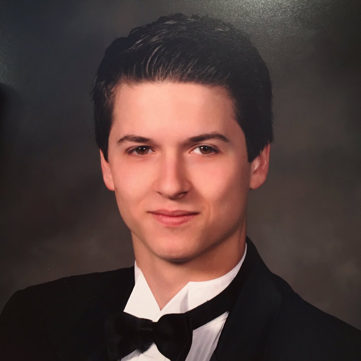 CreatureTechr's tweet image. Proud mama. #senior2017