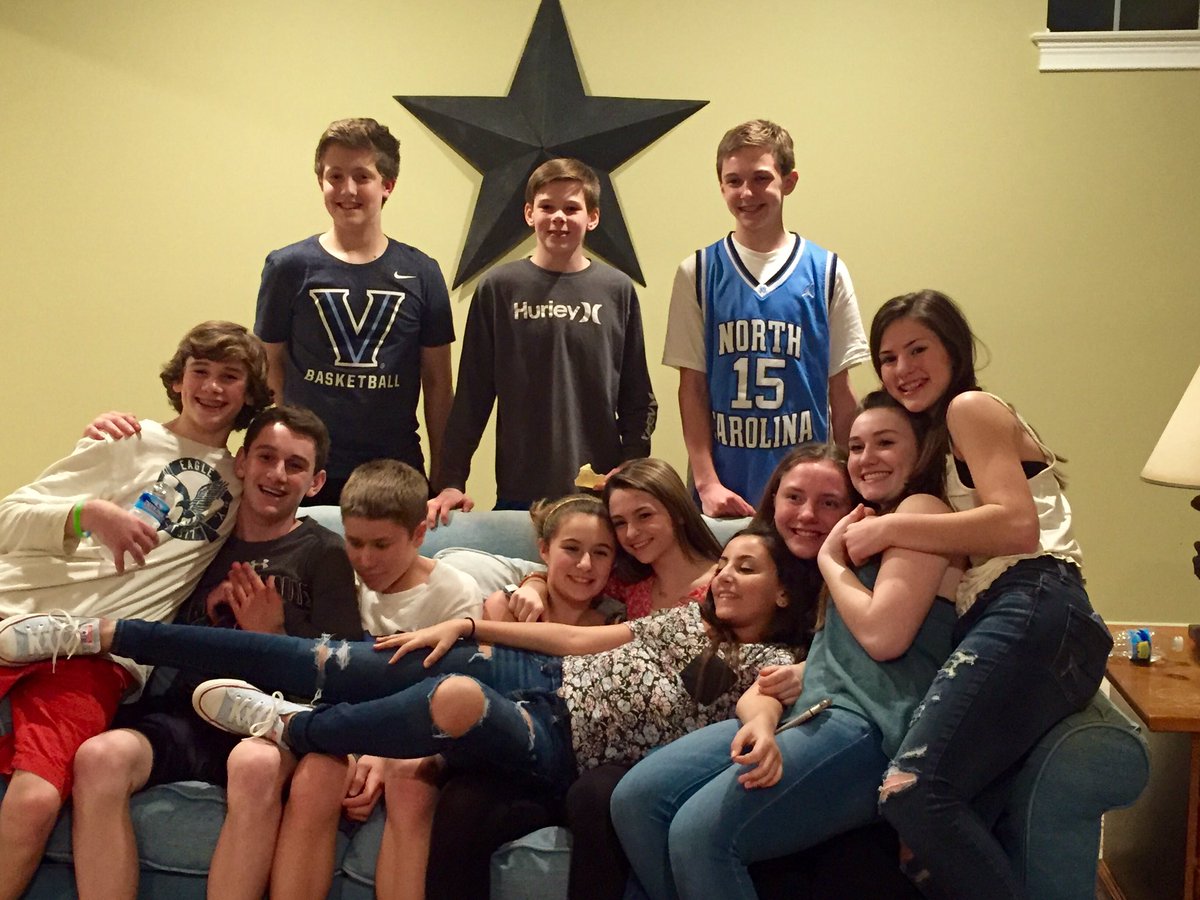 vanhornlaura's tweet image. happy birthday lil kadij:) enjoy these interesting 6th grade pics, love u lots💕💕💕💕#documentit @dancerforlife7