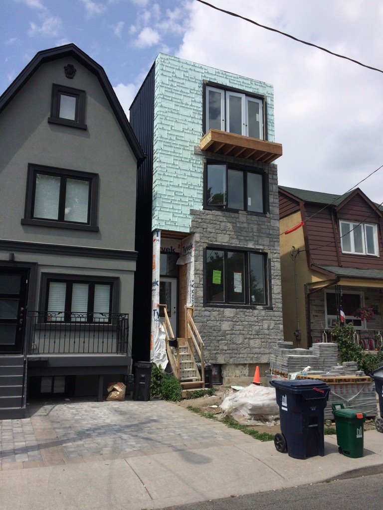 BlakePermacon's tweet photo. #Permacon Suretouch going up in #thesix.   Reno friendly &amp; great R Value.   Thx to @masonsmasonry https://t.co/ZCKR2TQ7R8