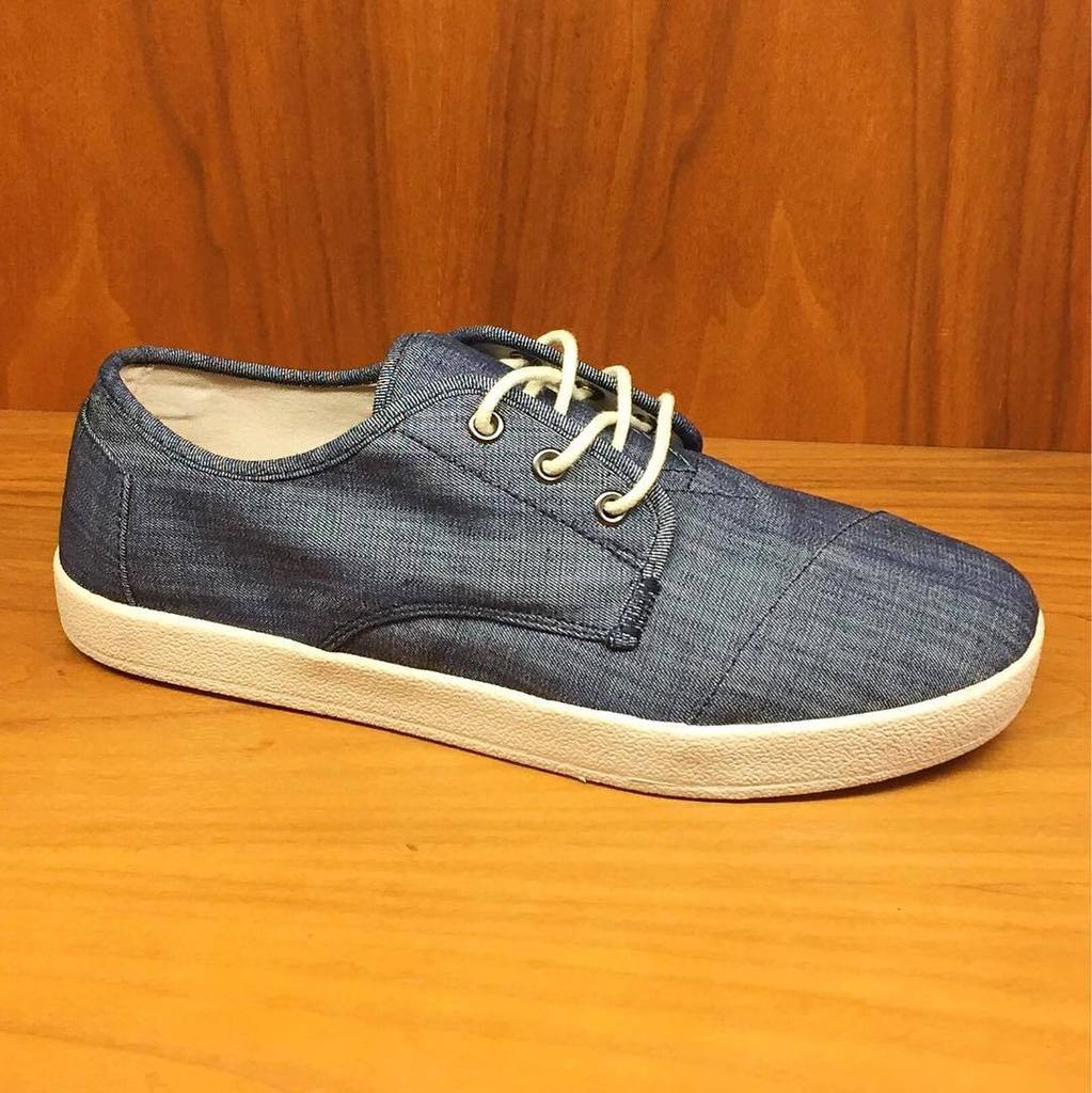 I'm digging these Tom's for $59. 
I've just started using liketoknow.it, so you can get mo… ift.tt/29xmCog