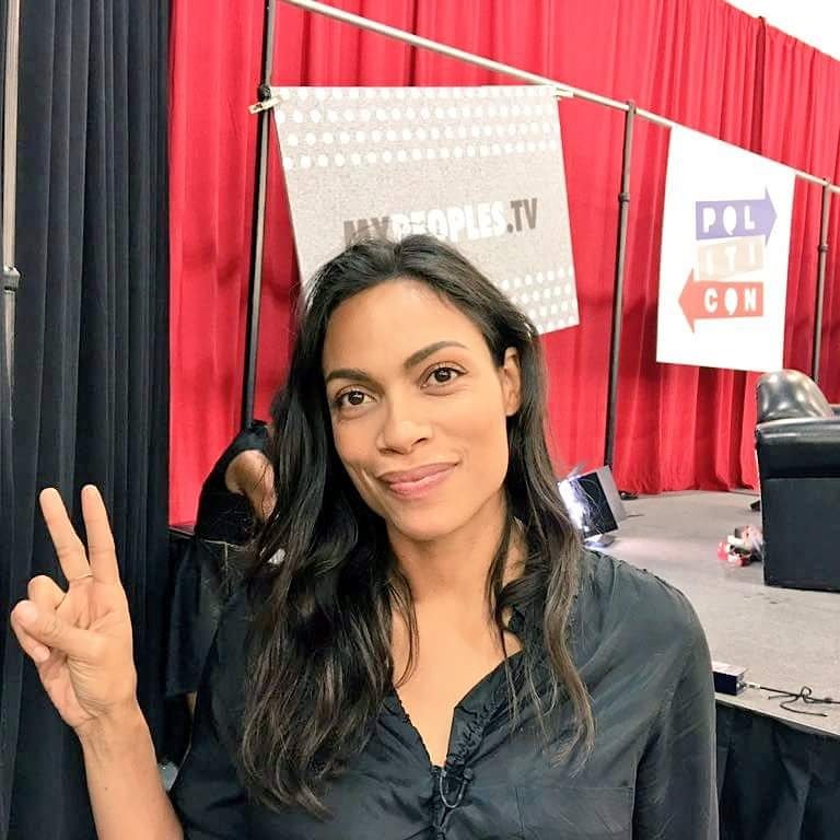 Politicon's tweet photo. .@rosariodawson at this year's Politicon! #ThrowbackThursday #Politicon2016 https://t.co/yTHkvcAFNE