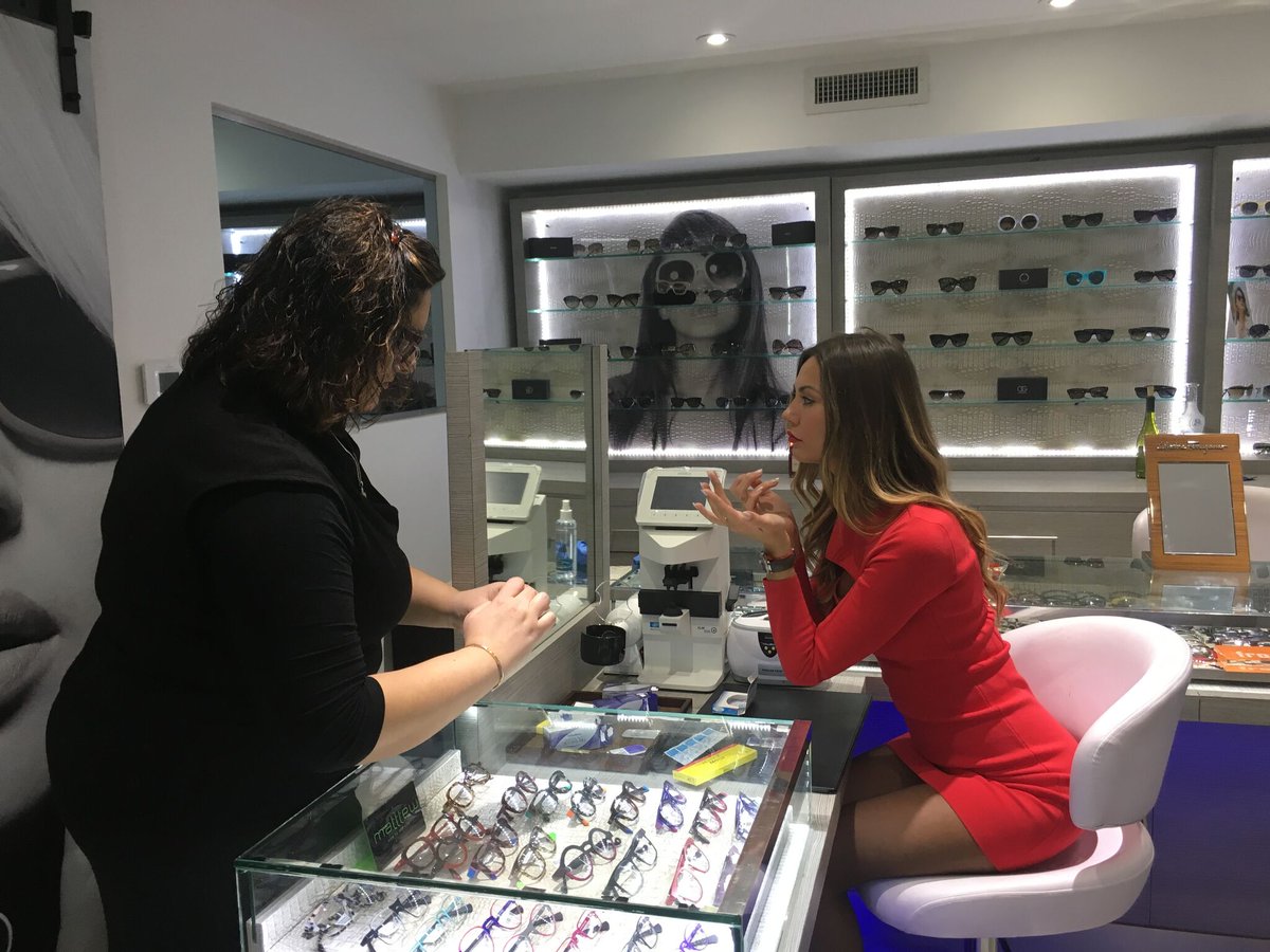 Lableuny's tweet photo. La Bleu helps to better your #vision with lenses of world-famous #brands!
#lenses #lableu
https://t.co/zgDPmfpFFD https://t.co/5PoreA8bgZ