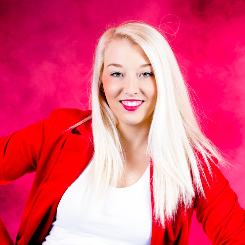 SilkwoodStudio's tweet photo. Model evening Tuesday 12th July Max 6 photographers £30 #tuition #photography https://t.co/DkDF7PcPyn