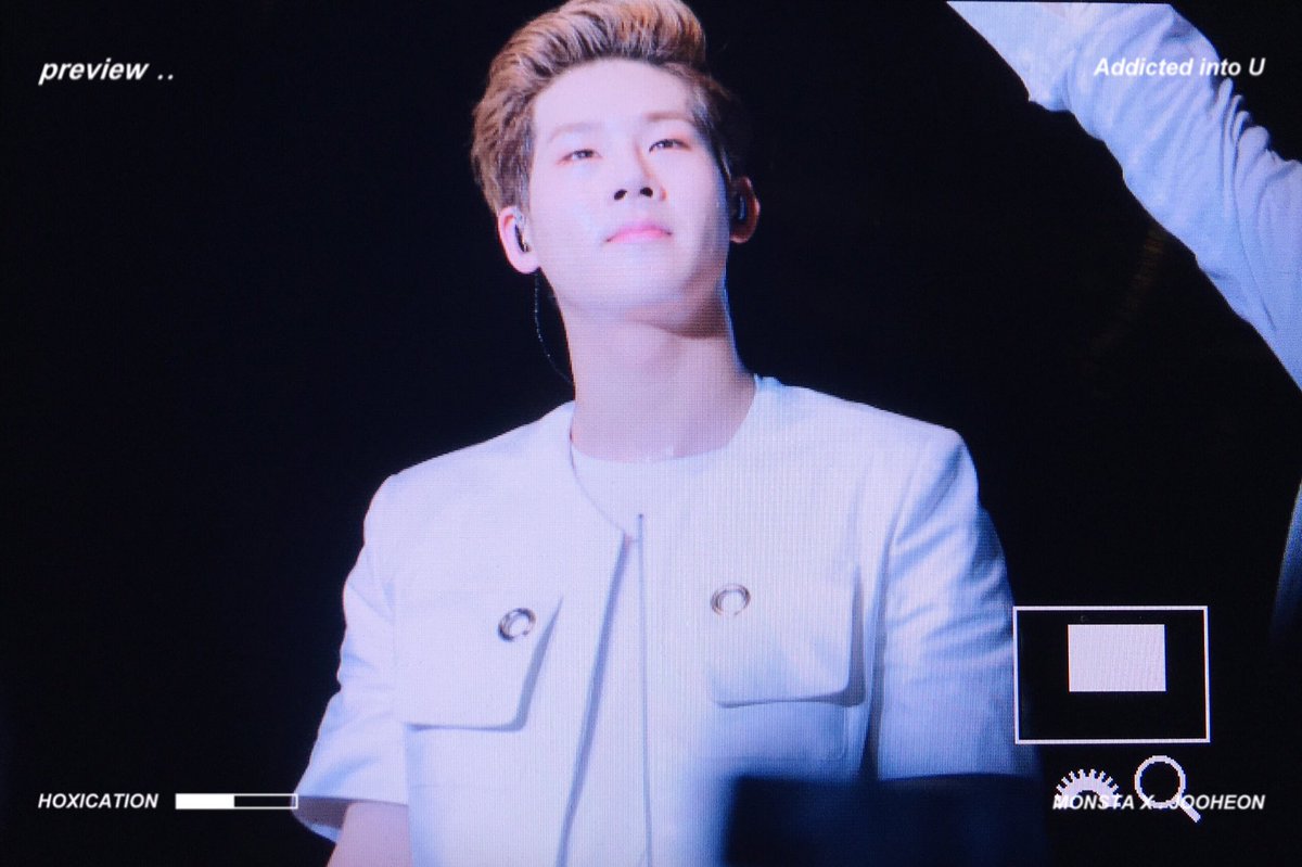 Hoxication1006's tweet image. 160707 Seoul Prime Concert in Bangkok
#몬스타엑스 #주헌 #JOOHEON 
#걸어 #ALL_IN #TheCLAN 
@OfficialMonstaX