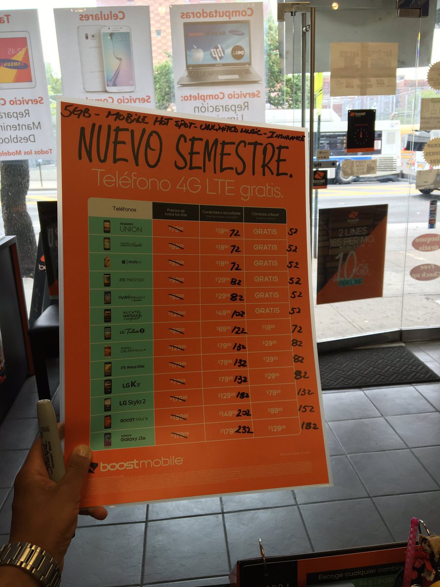 BArias1983's tweet image. New Semester, start with a family but #Bundle #Sprint4NYC #KingsofQueens #TeamCernadasNYC #boostmobile #Back2School