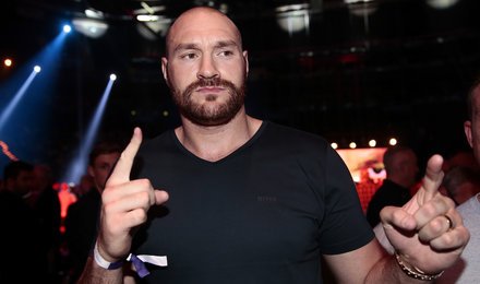 NEW DATE: <a href="/Tyson_Fury/">TYSON FURY</a> says rematch with Wladimir <a href="/Klitschko/">Klitschko</a>  will take place on October 29: skysports.tv/7GyOjM