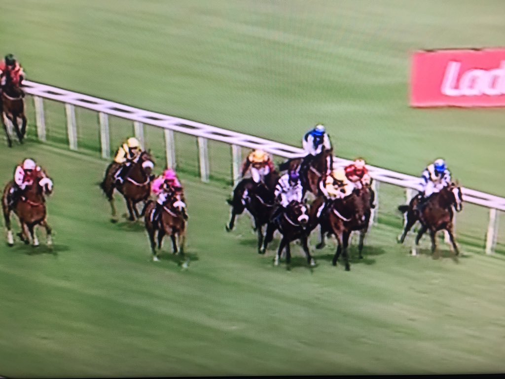 amajox's tweet photo. What a finish! #photo Congrats @amajox #champ Simon Walker #toptactics wins @DoncasterRaces #Rosette Alan Swinbank https://t.co/rIetR4kwVc