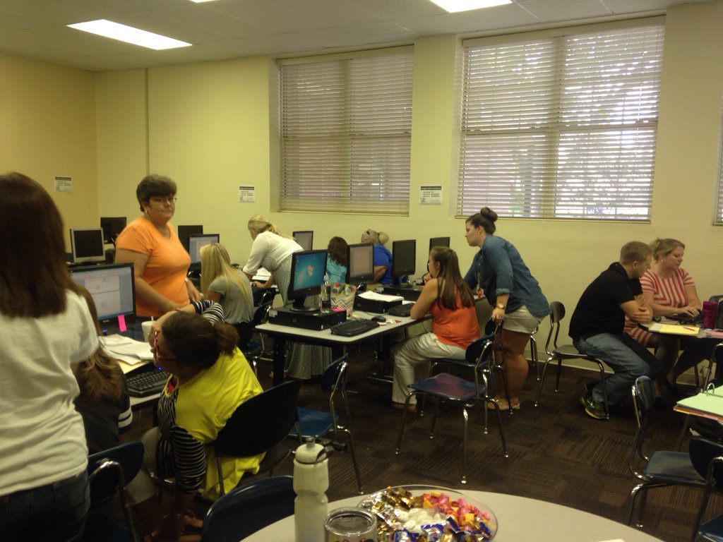 corbinmath's tweet photo. Love working with our middle school math teachers! Collaboration and dedication at it's finest! #TeamDCS https://t.co/M41jlWcUrw