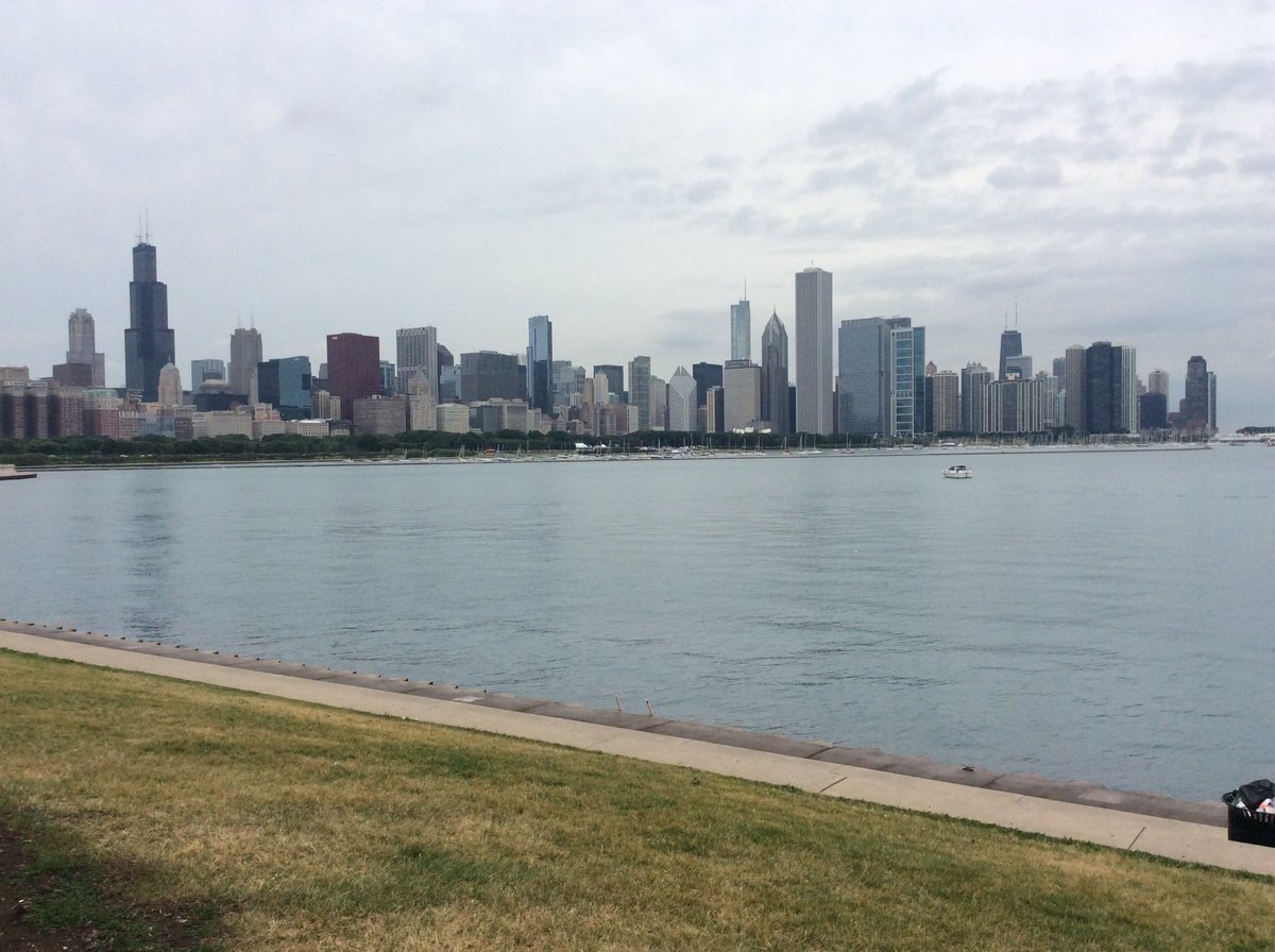 aline32403's tweet photo. Chicago https://t.co/bS4VcR1h8j