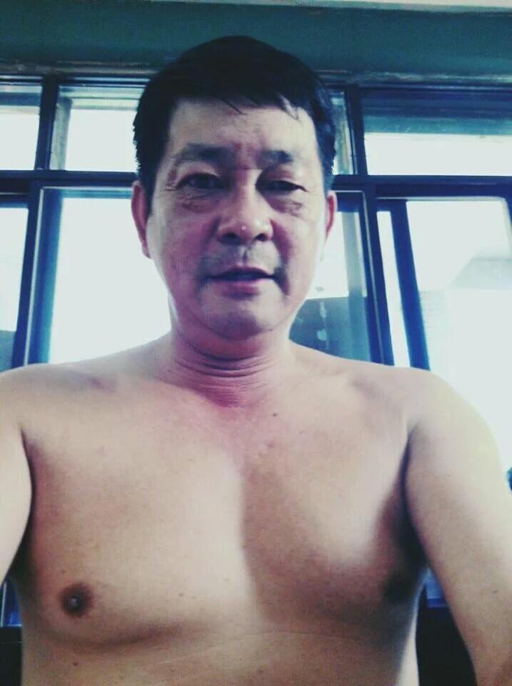 สมาคม สูงวัยหน้าตาดี (@cheet_ramones) on Twitter photo 