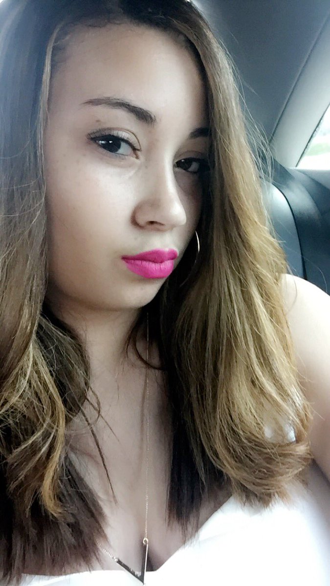 WhyYou_SoAIGGY's tweet photo. 👅👅👅 https://t.co/aE6YpZ1aZs
