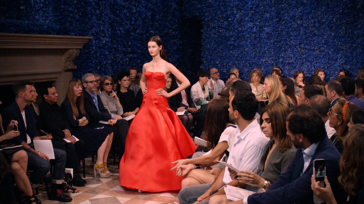 NatGalleryCan's tweet photo. Friday's @DiorandIMovie + fashion show is sold out, but @CFWofficial continues on Saturday https://t.co/NfmKegbZ6g https://t.co/dSINazwsEL