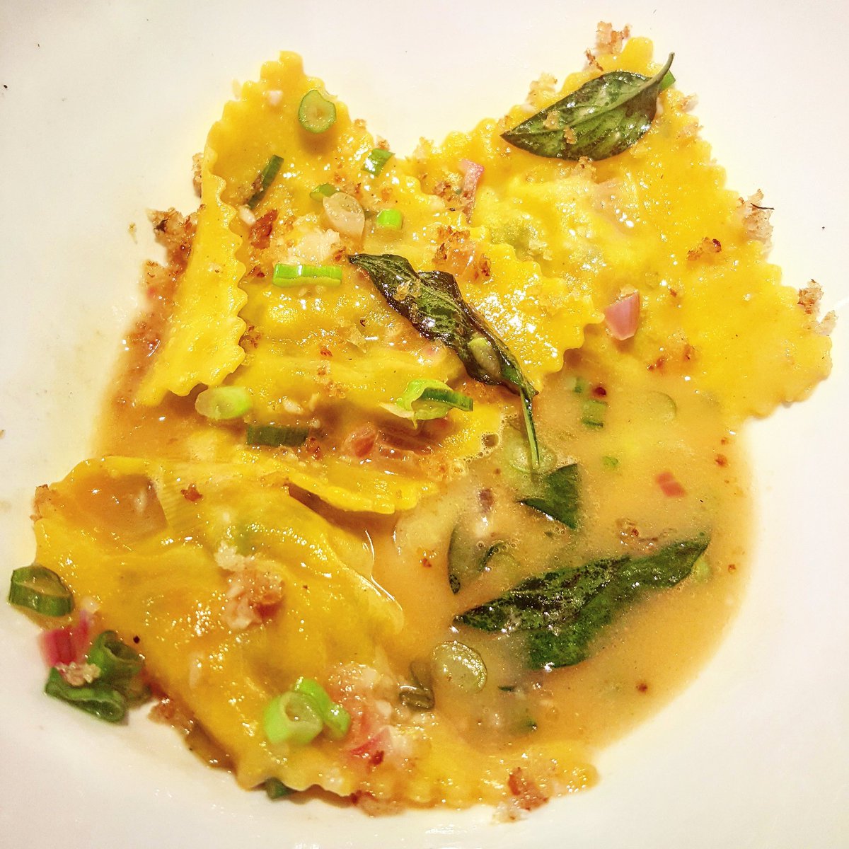 BarrelDC's tweet image. 2 specials tonight: @chefgfleming's Steak Frites &amp;amp; Béarnaise Sauce; Lobster &amp;amp; Peach Ravioli wScallion &amp;amp; Lime Butter!