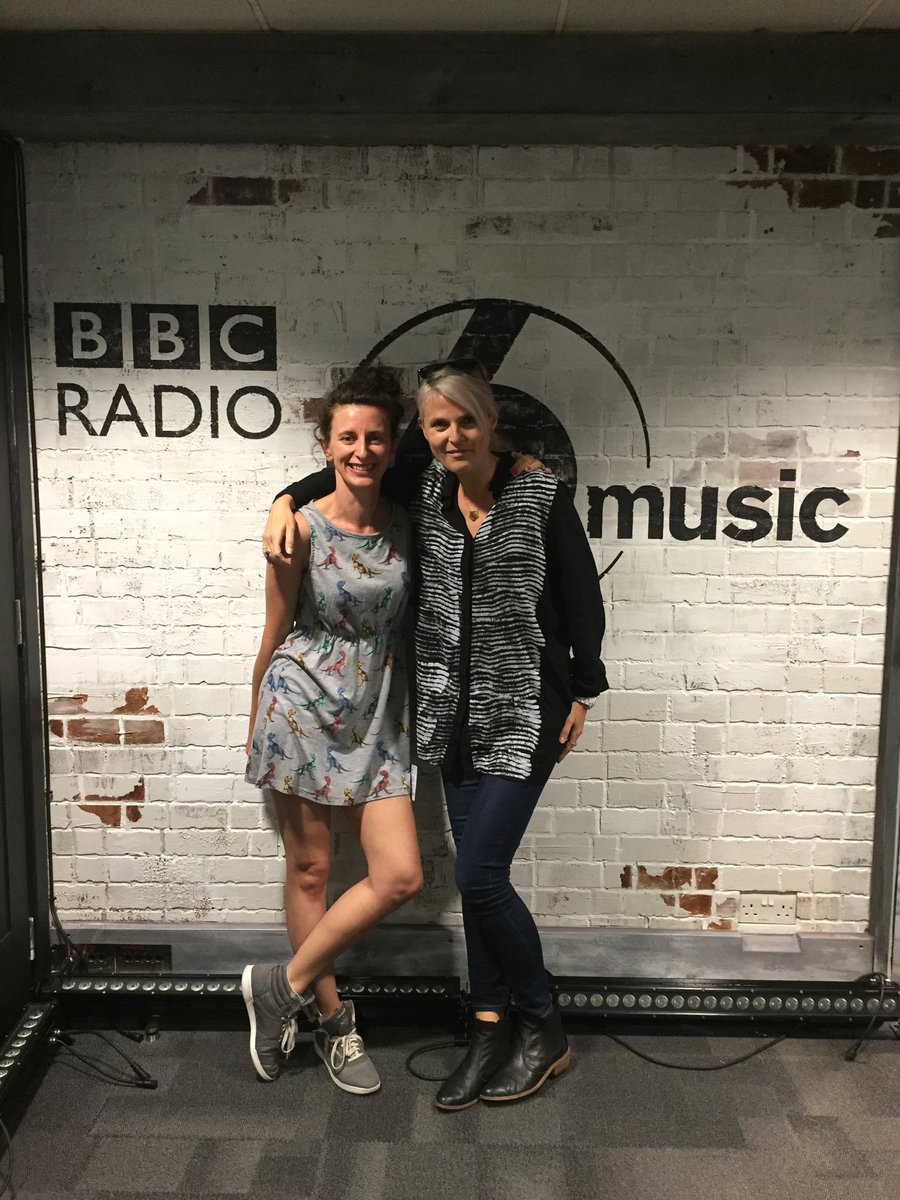 felicityward's tweet image. Me &amp;amp; @thesisterbliss after @BBC6Music Roundtable. @SLOWCLUBREBECCA had to run to the theatre, but she was very great