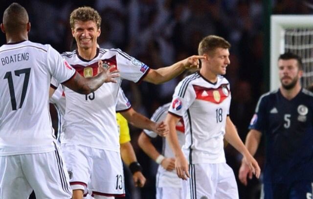 NLTHuyen's tweet photo. Good luck today 🇩🇪👍🏻❤️🍀  @DFB_Team #JederFeurJeden https://t.co/7PJVzHXaxL