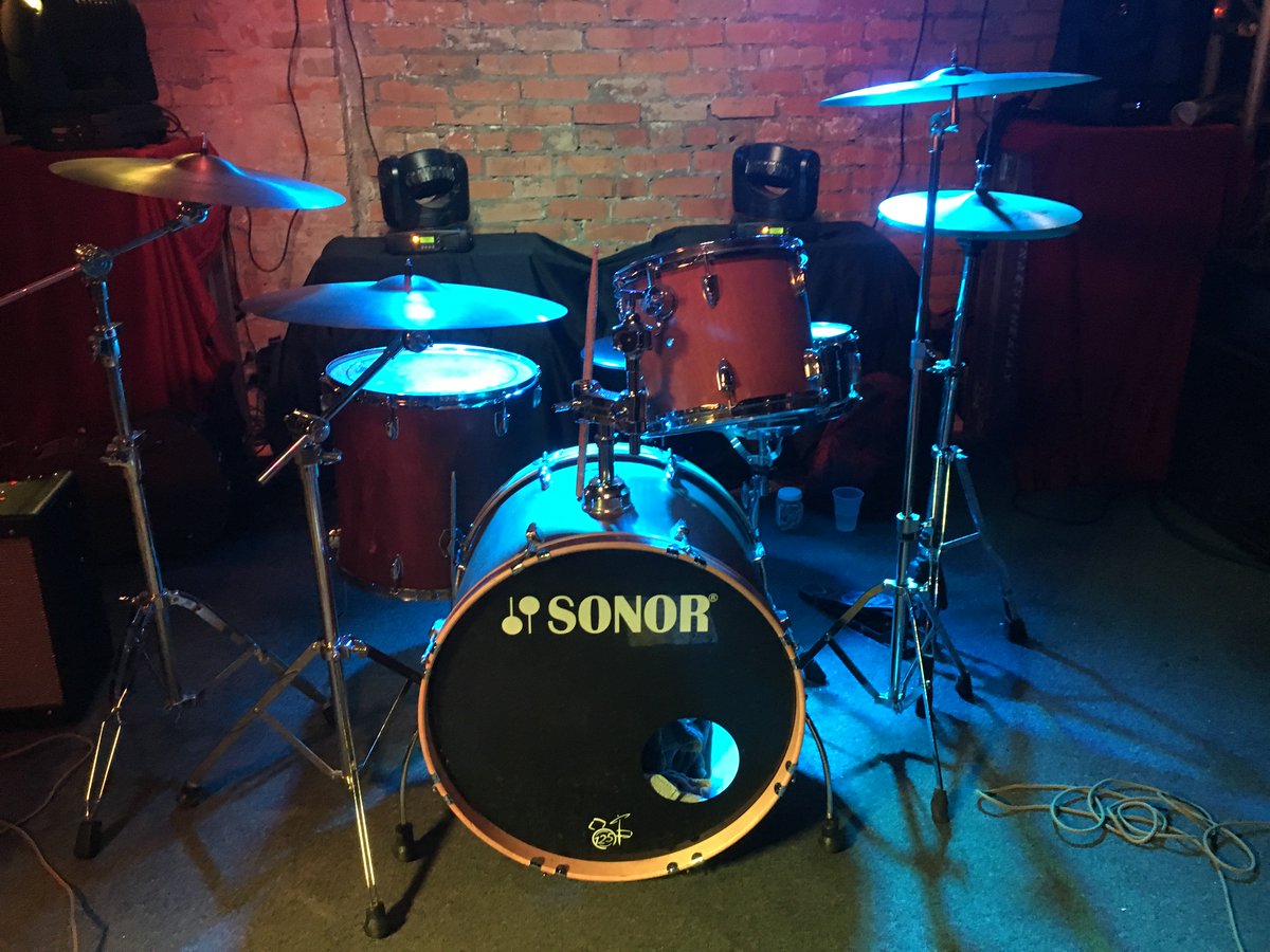 The Real Hands tweet media