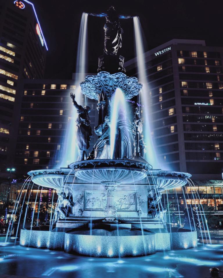 CincyRedBike's tweet photo. Spice things up and roll down to Salsa on the Square tonight! https://t.co/Fx6xfYGL7e ( photo: @CincyGram) https://t.co/36suJfknW1