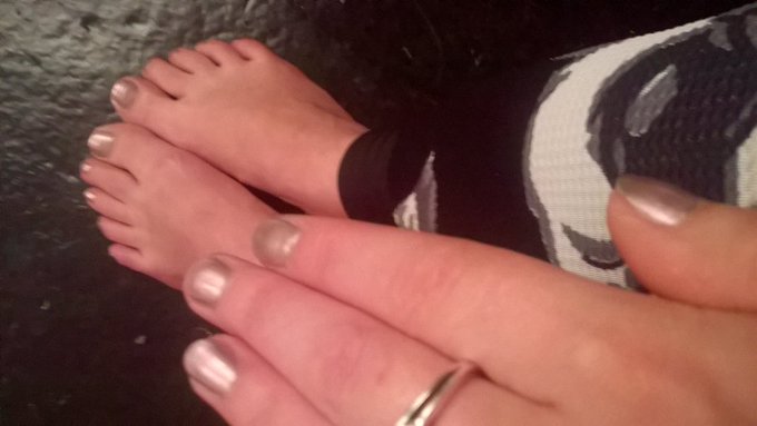 @CameronAmor I didn't add the pic! Here you are 😉 #FootFetish https://t.co/iWV8AkEPCG<a class="tags" href="/tag/cameronamor">@cameronamor</a><a href="/tag/footfetish"class="tags"><span>#footfetish</span></a>