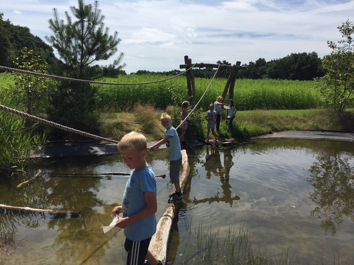 OBSHeidepark's tweet photo. Groep 3 heeft vandaag een hele fijne dag op camping "de Lemeler Esch" gehad.#genieten! https://t.co/Pl1ZXfqMqp