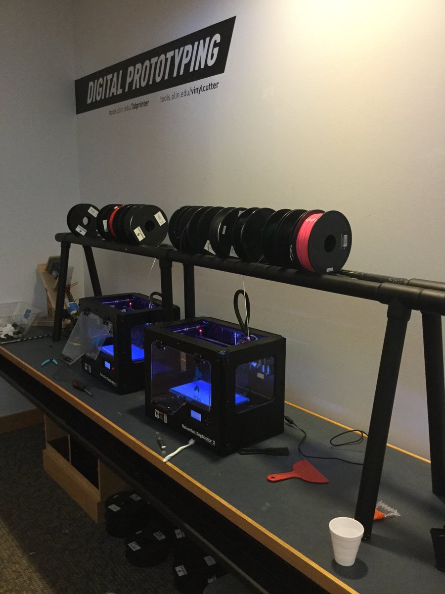 LadyLesbrarian's tweet photo. Field trip to @OlinCollege library with #LTK2016 #3dprinter #vinylcutter https://t.co/YBJc9BZXGG