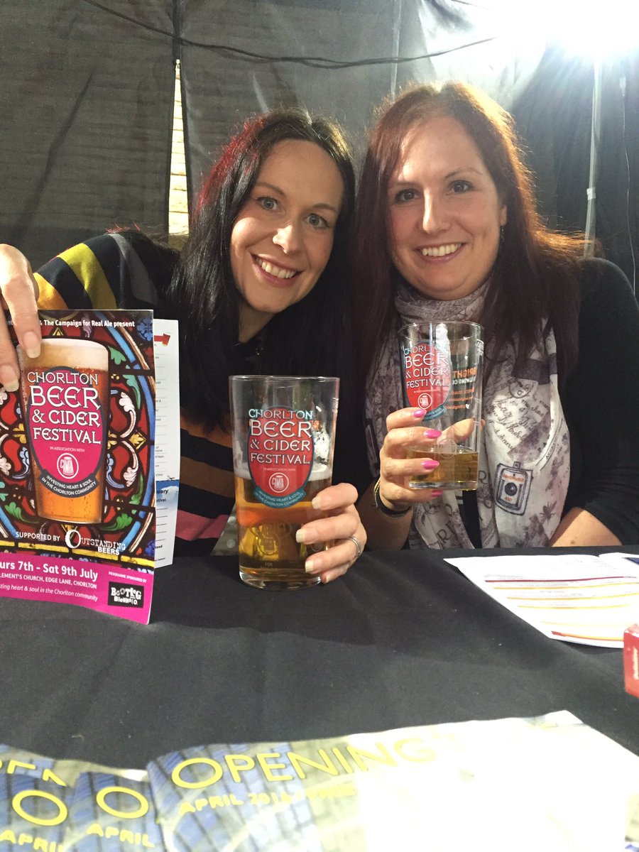 RachyAlves's tweet photo. @ChorlBeerFest come visit the lovely ladies at CAMRA membership https://t.co/IhMGe5yukm