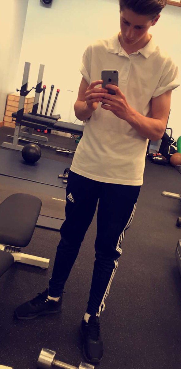 Anthony_L80's tweet photo. Just loving the gym 💪🏽 #gymlyfe https://t.co/tVPFPRh6j7